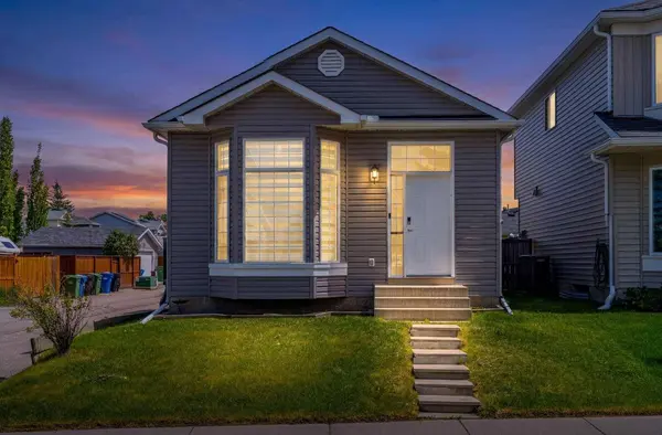 395 River Rock CIR SE, Calgary, AB T2C 4B9