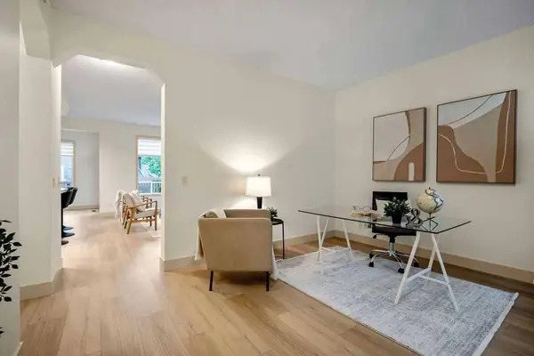 520 Panatella BLVD NW, Calgary, AB T3K 0K1