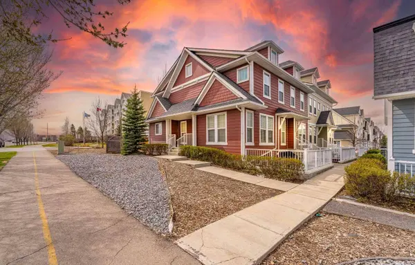 805 Auburn Bay CIR SE, Calgary, AB T3M 2A3