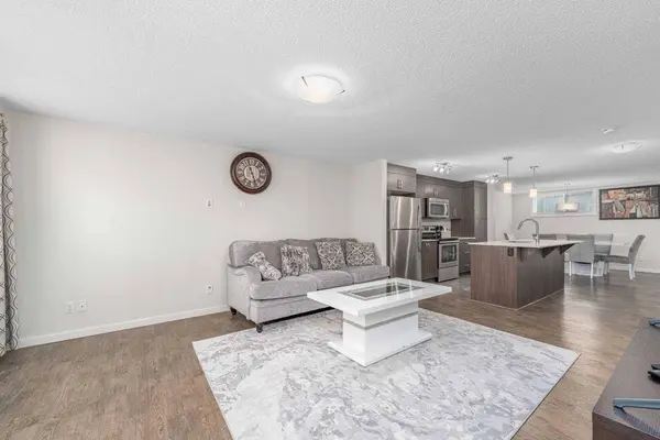 805 Auburn Bay CIR SE, Calgary, AB T3M 2A3