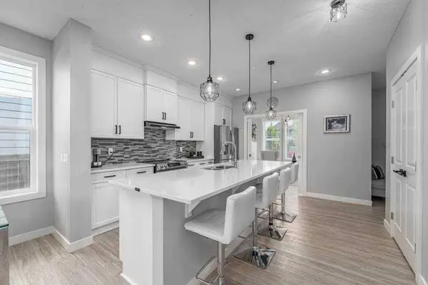 21 Marquis PL SE, Calgary, AB T3M 2A5