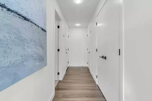 350 Livingston Common NE #1402, Calgary, AB T3P 1M5