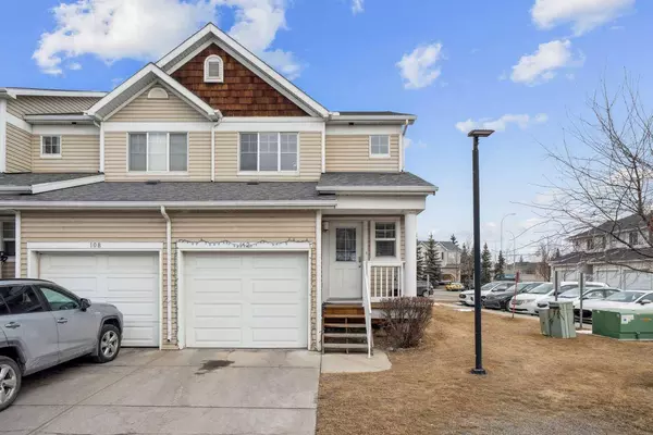 112 Country Village LN NE, Calgary, AB T3K0E8