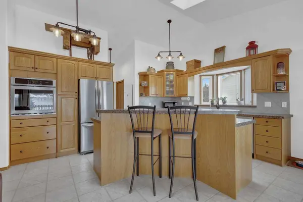 164 Reichley, Red Deer, AB T4P 3S8