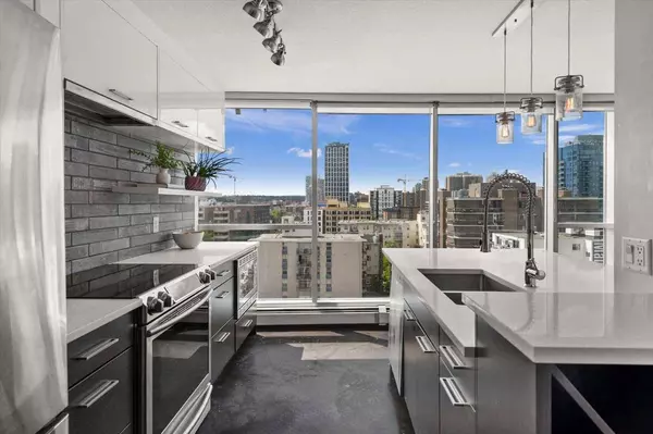 188 15 AVE Southwest #909, Calgary, AB T2R 1S4