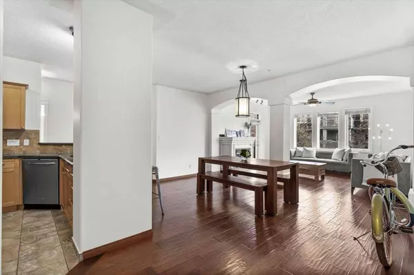 2422 Erlton ST SW #408, Calgary, AB T2S 3B6