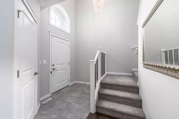 140 Brightoncrest PT SE, Calgary, AB T2Z 5A7