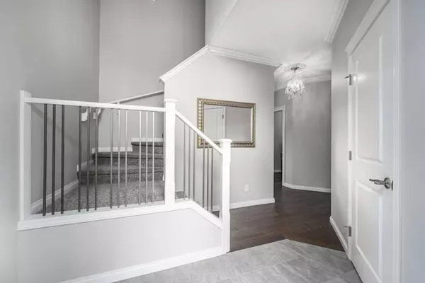 140 Brightoncrest PT SE, Calgary, AB T2Z 5A7