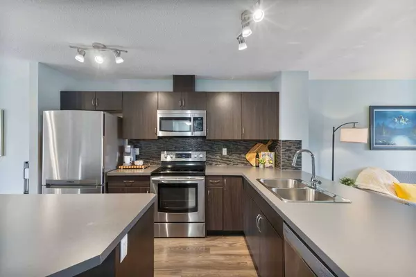 280 Chaparral Valley SQ SE, Calgary, AB T2X 0T5
