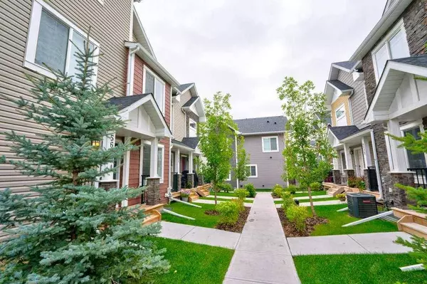 561 Canals XING Southwest, Airdrie, AB T4B 4L3