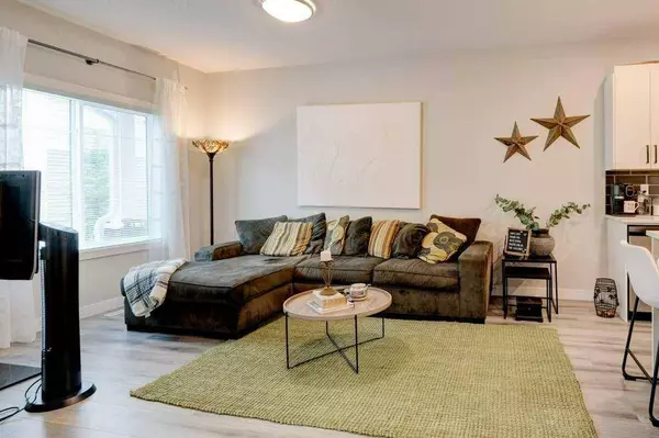 561 Canals XING Southwest, Airdrie, AB T4B 4L3