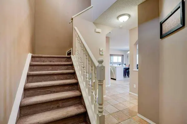 378 Chaparral DR SE, Calgary, AB T2X 3P1