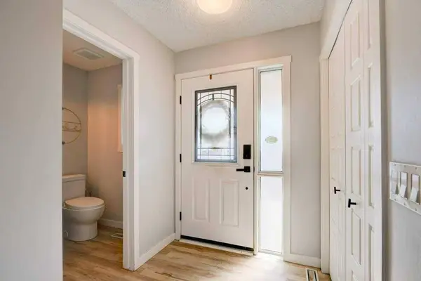 15 Chaparral CRES SE, Calgary, AB T2X 3K7