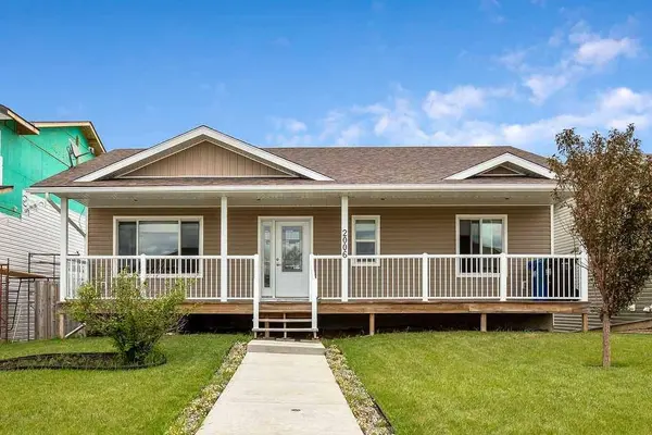 2006 30 AVE, Nanton, AB T0L 1R0