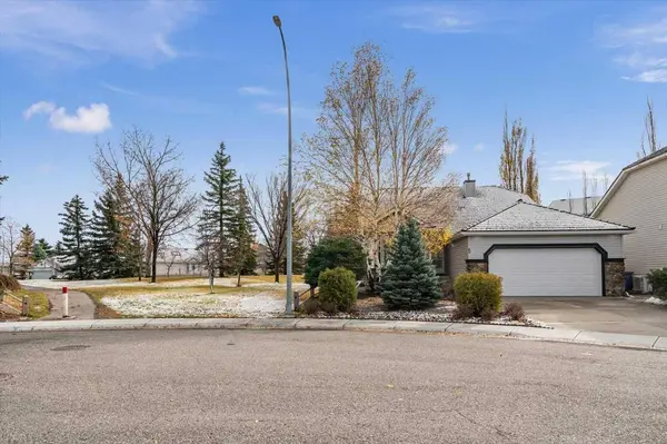 69 Chaparral Villas SE, Calgary, AB T2X3N4