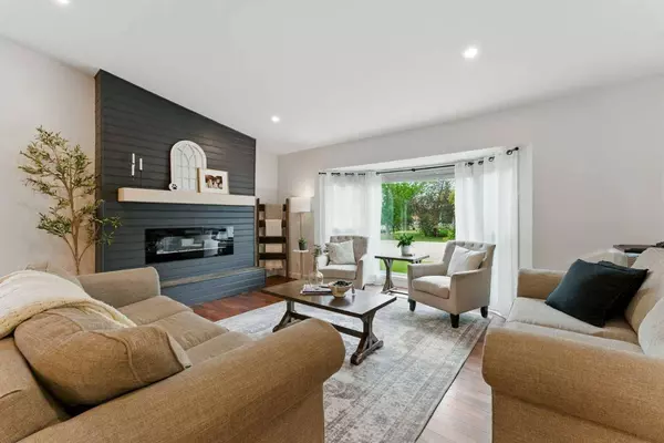 59 Tucker RD SE, Airdrie, AB T4A 1S9