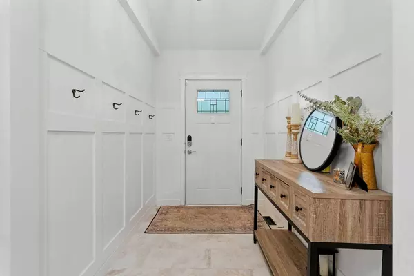 59 Tucker RD SE, Airdrie, AB T4A 1S9