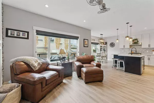 151 Bayview ST SW, Airdrie, AB T4B 3L8