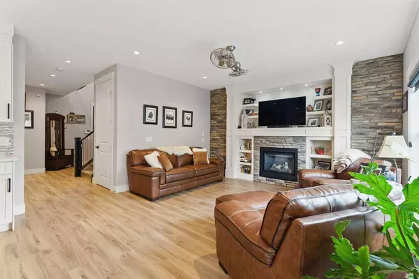 151 Bayview ST SW, Airdrie, AB T4B 3L8