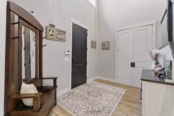 151 Bayview ST SW, Airdrie, AB T4B 3L8