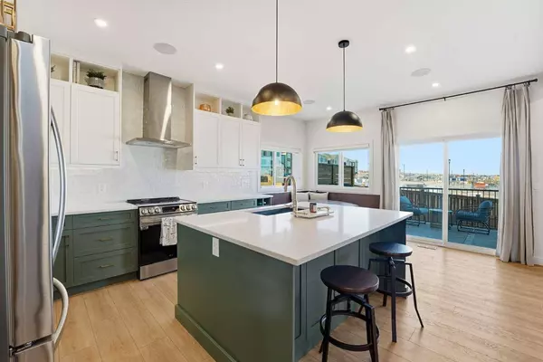 16 Key CV SW, Airdrie, AB T4B 5T3