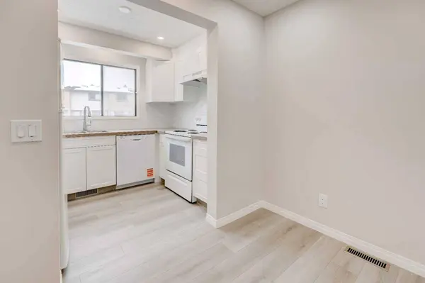 2720 Rundleson RD NE #66, Calgary, AB T1Y3Z4