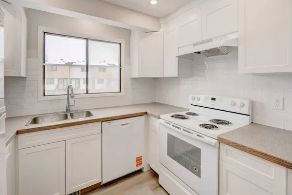 2720 Rundleson RD NE #66, Calgary, AB T1Y3Z4