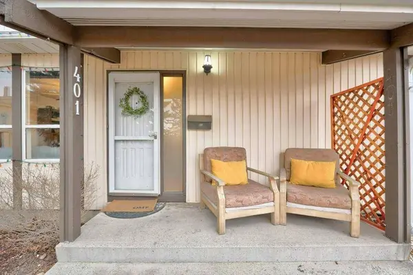 544 Blackthorn RD NE #401, Calgary, AB T2K5J5