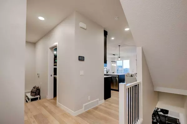 187 Willow PL, Cochrane, AB T4C 2A4