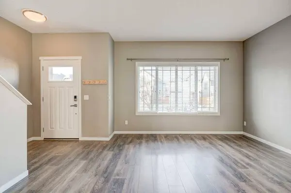 198 Masters AVE SE, Calgary, AB T3M2B7