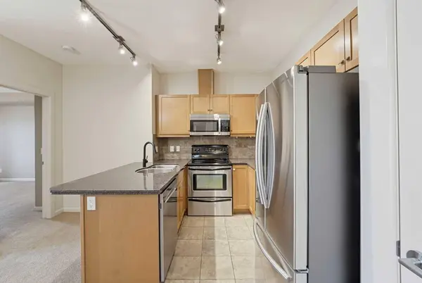 52 Cranfield Link SE #344, Calgary, AB T3M0N9