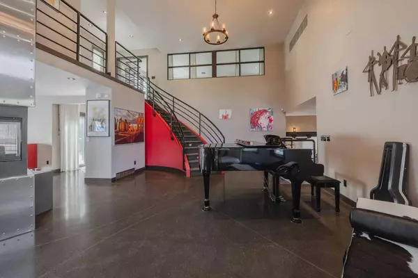 43 Westbluff PL, Rural Rocky View County, AB T3Z 3N9