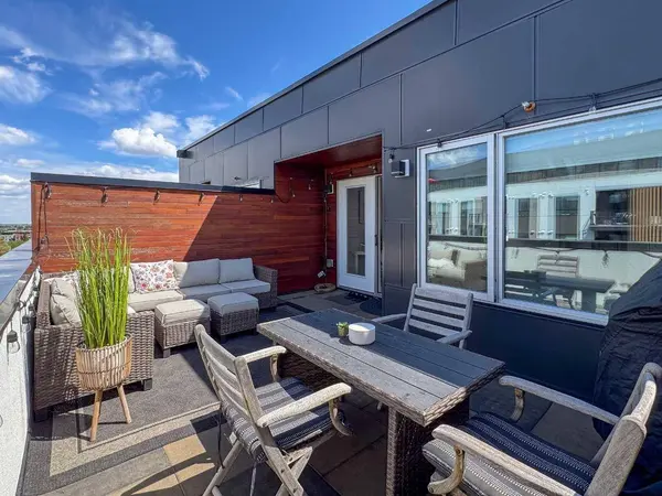 3450 19 ST SW #409, Calgary, AB T2T6V7