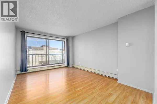 304, 1320 12 Avenue SW, Calgary, AB T3C3R6