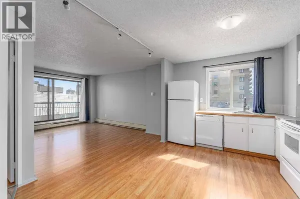 304, 1320 12 Avenue SW, Calgary, AB T3C3R6