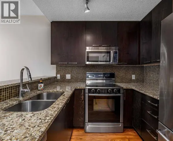 402, 333 22 Avenue SW, Calgary, AB T2S0H3