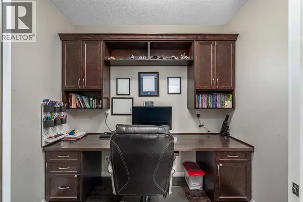66 Nolancliff Crescent NW, Calgary, AB T3R0S6