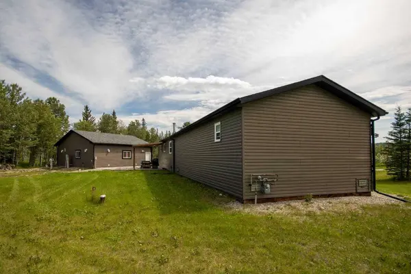 33052 Range Road 52 #40, Rural Mountain View County, AB T0M 1X0