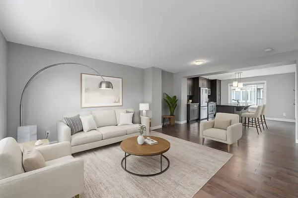 325 Mckenzie Towne SQ SE, Calgary, AB T2Z 1E3