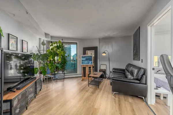 1121 6 AVE SW #1004, Calgary, AB T2P 5J4