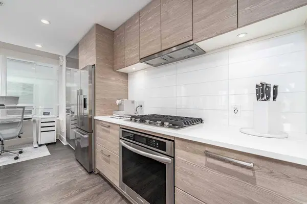 38 9 ST NE #415, Calgary, AB T2E 7X9