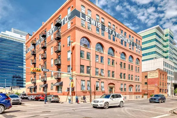 240 11 AVE SW #402, Calgary, AB T2R 0C3