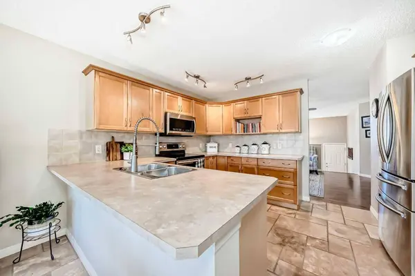 355 Ranch Ridge CT, Strathmore, AB T1P 1A6