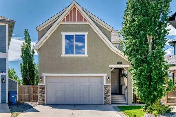82 Mahogany GN SE, Calgary, AB T3M 0T3