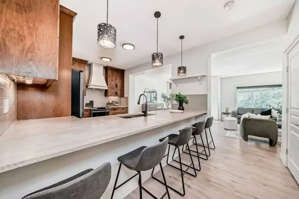 82 Mahogany GN SE, Calgary, AB T3M 0T3
