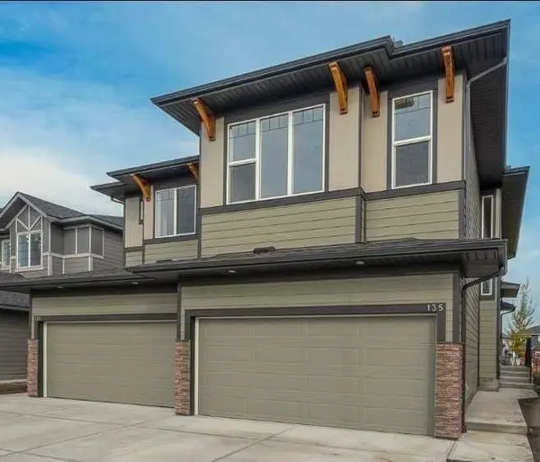 135 Legacy Glen Parade SE, Calgary, AB T2X 4T3