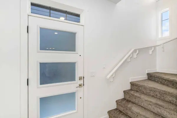 135 Legacy Glen Parade SE, Calgary, AB T2X 4T3