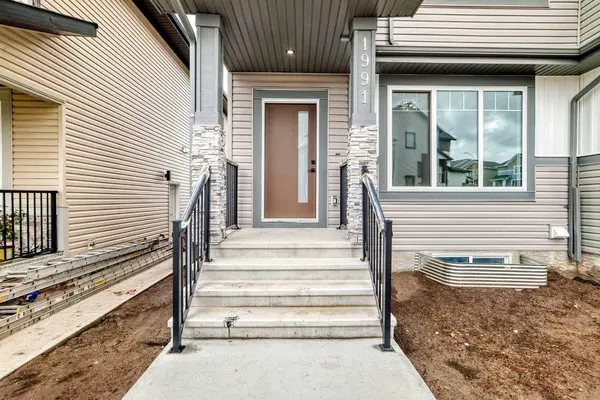 1991 Mccaskill DR, Crossfield, AB T0M 0S0