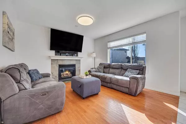 87 Silver Springs WAY NW, Airdrie, AB T4B 2V4