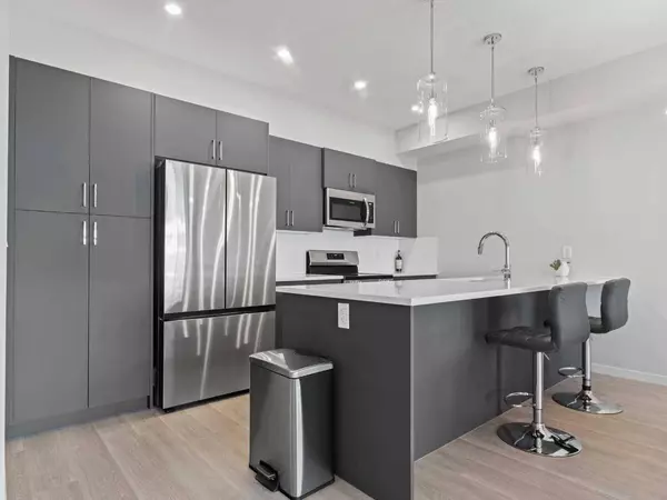 711 South Point Heath SW, Airdrie, AB T4B 5H7